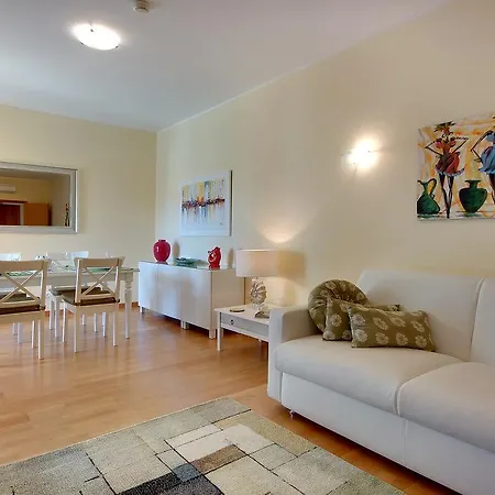 Appartement Marina Coast